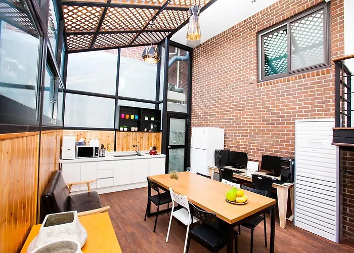 Zaza Backpackers 3* Seúl