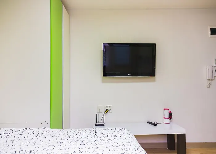 Zaza Backpackers Pensión 3*