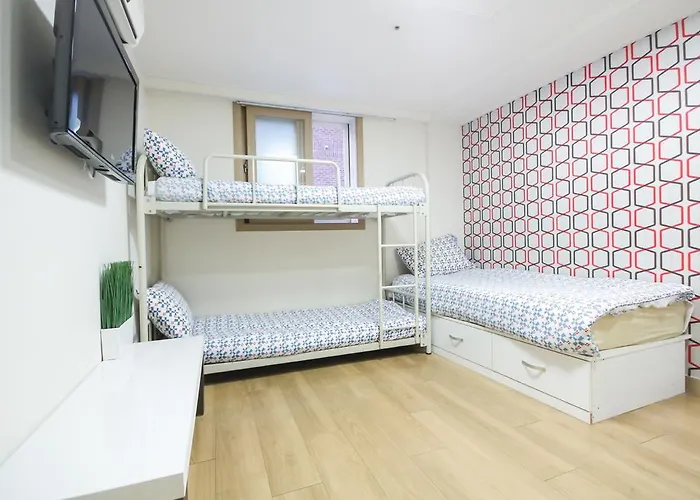 Pensión Zaza Backpackers 3*