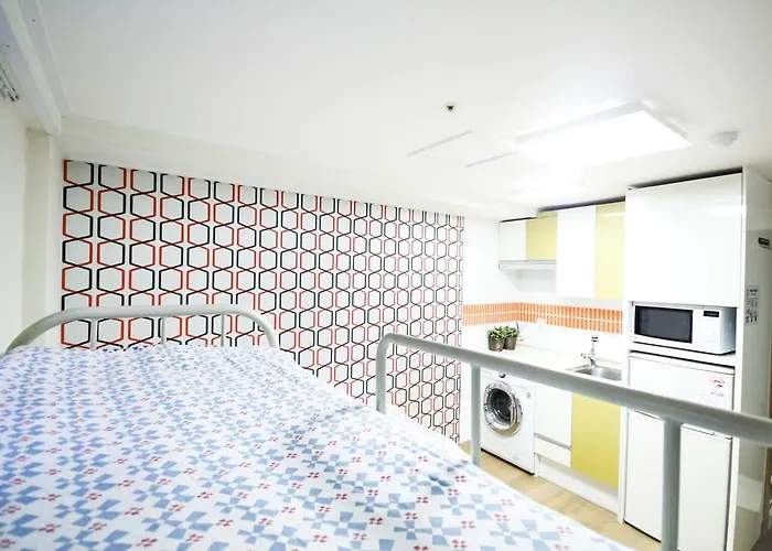 Zaza Backpackers 3*