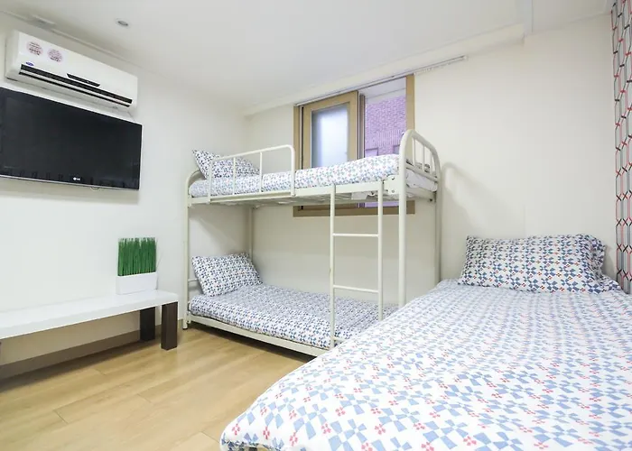 Zaza Backpackers Pensión Seúl