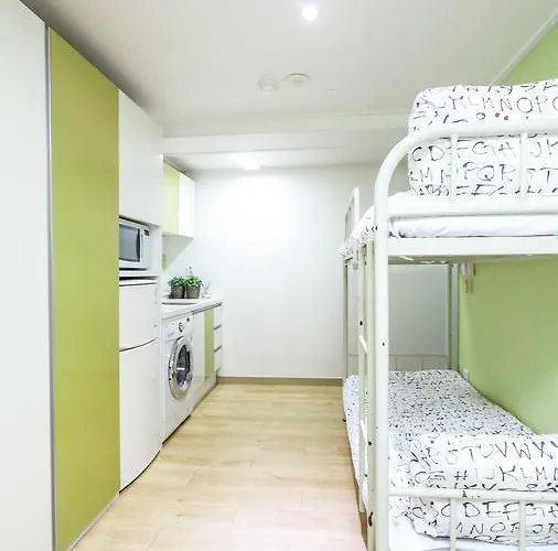 Zaza Backpackers 3*