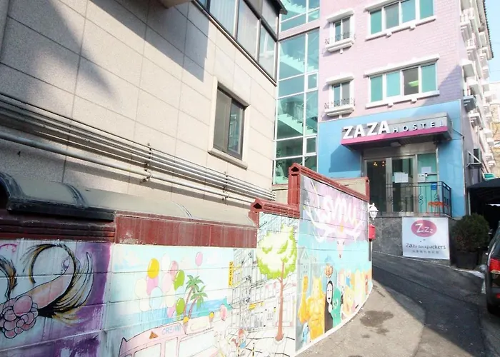 Zaza Backpackers